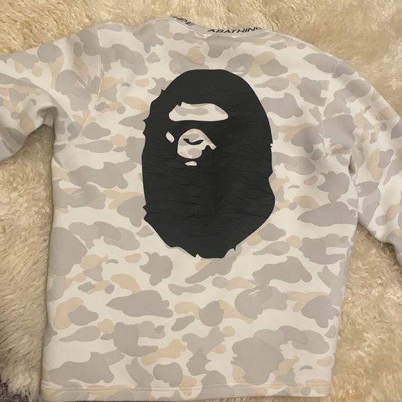 Bape Glow In Dark Crewneck - Picture 4 of 4